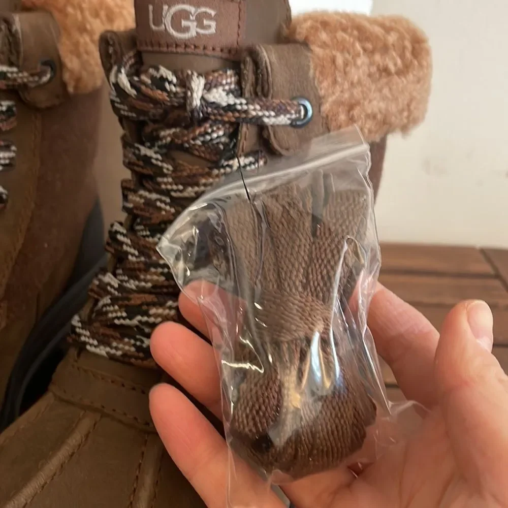 UGG Ashton Addie Tipped Boots Dark Earth USA Women Size 6.5/UK 4.5/EU 37.5